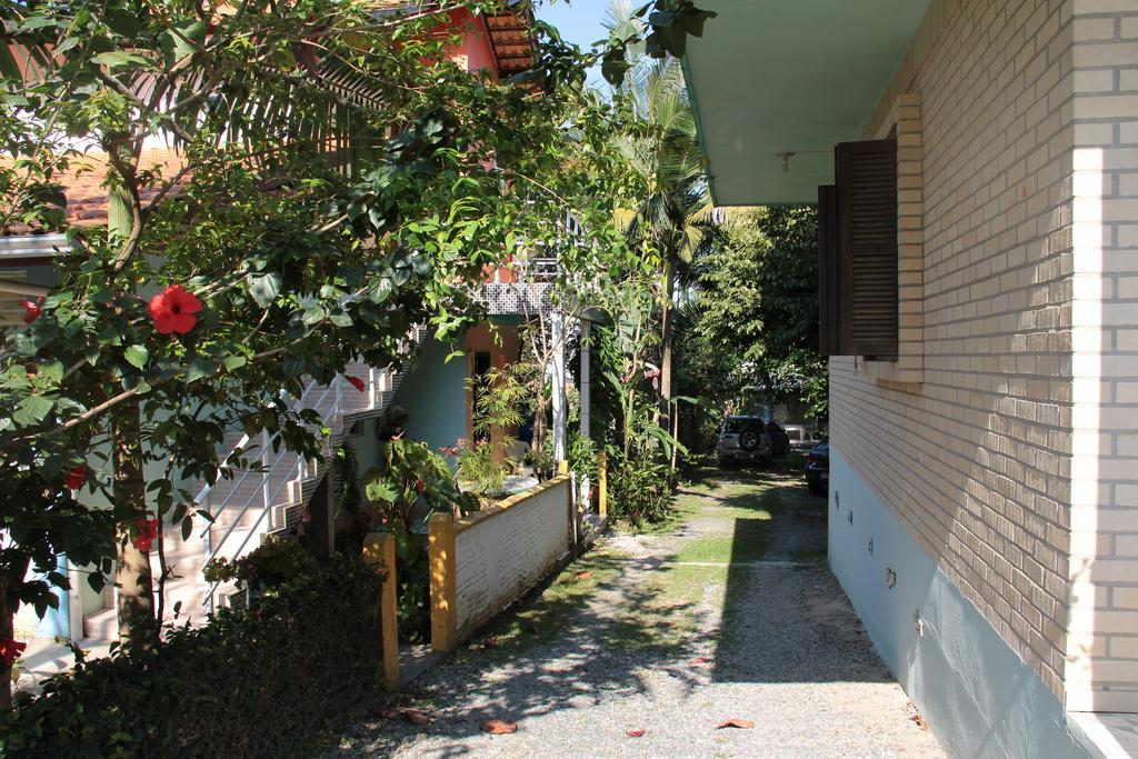 فندق Residencial Aracua بومبينهاس المظهر الخارجي الصورة